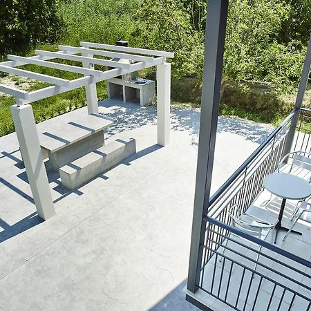 Cosmos Apartments Vasiliki  Exterior photo