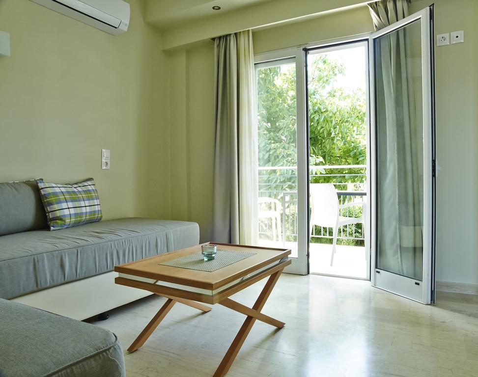 Cosmos Apartments Vasiliki  Exterior photo